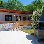 Eroglu Villa