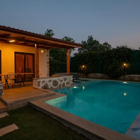 Eroğlu Villa