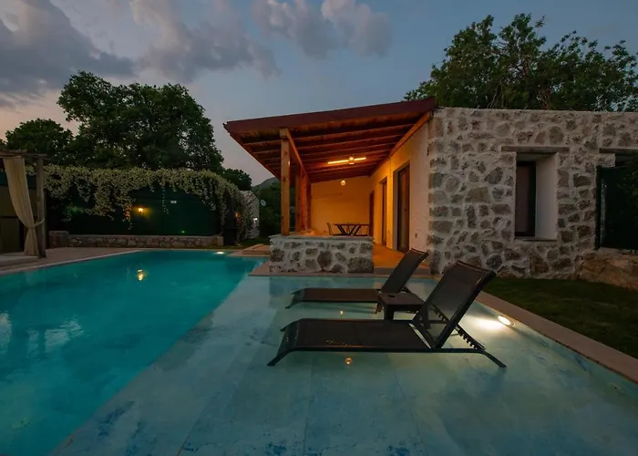 Eroglu * フェティエ